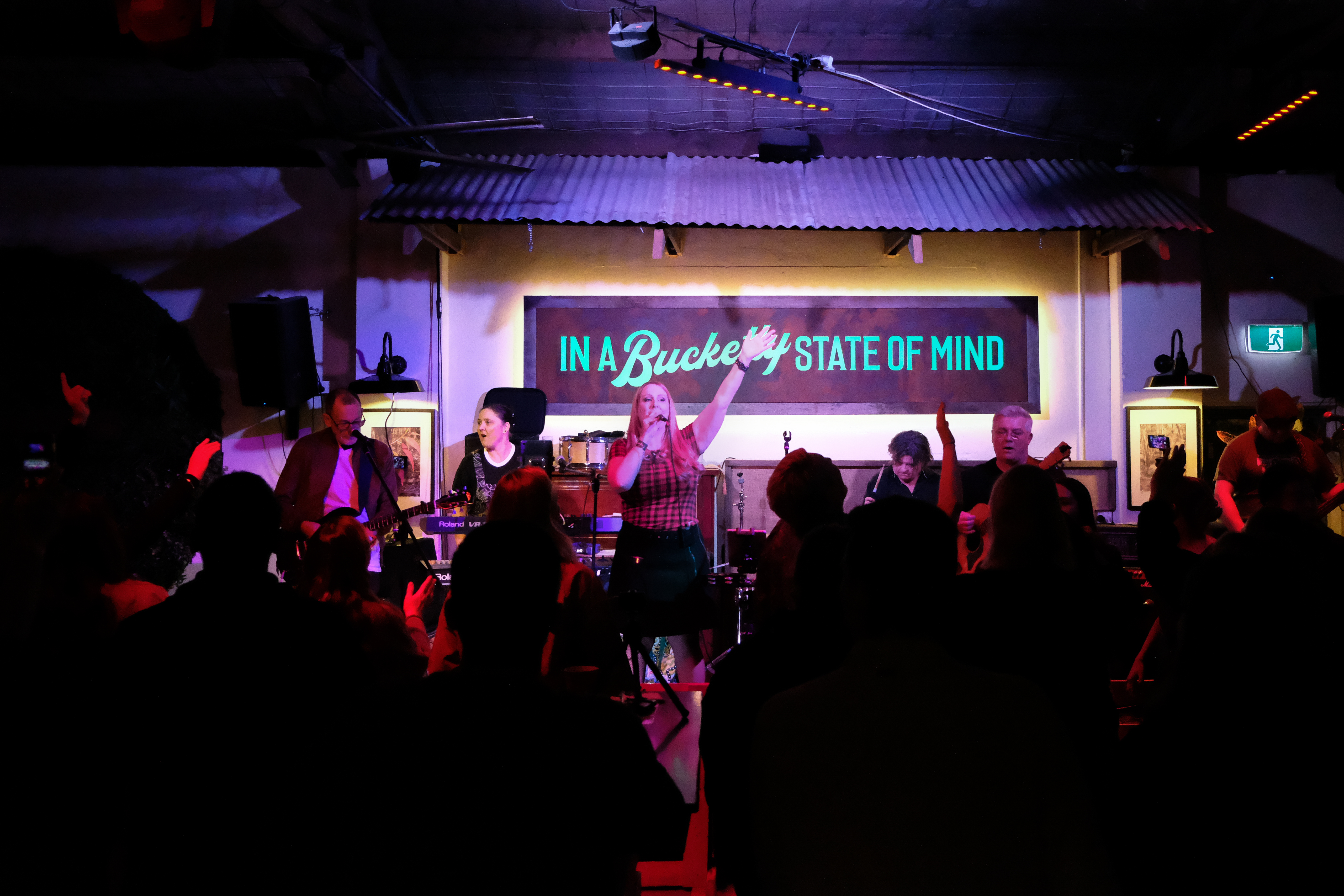 Brits and Pieces band , Brits and Pieces , Brits & Pieces , 90s Britpop tribute band , Britpop band sydney , Britpop coverband , Britpop tribute band , British music band , Sydney coverband, 90s Britpop Cover Band Sydney