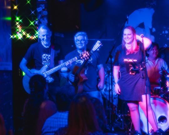 Britpop 90s Tribute band