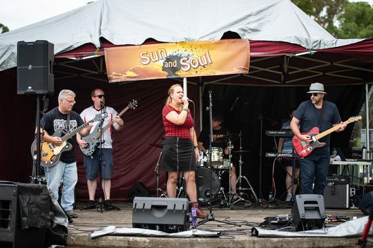 Brits and Pieces band , Brits and Pieces , Brits & Pieces , 90s Britpop tribute band , Britpop band sydney , Britpop coverband , Britpop tribute band , British music band , Sydney coverband , 90